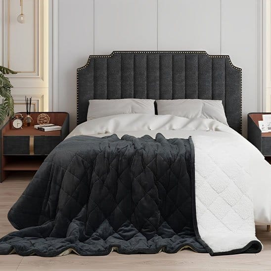 Couverture lestee noire  Sommeil Zen Chambre Élégante