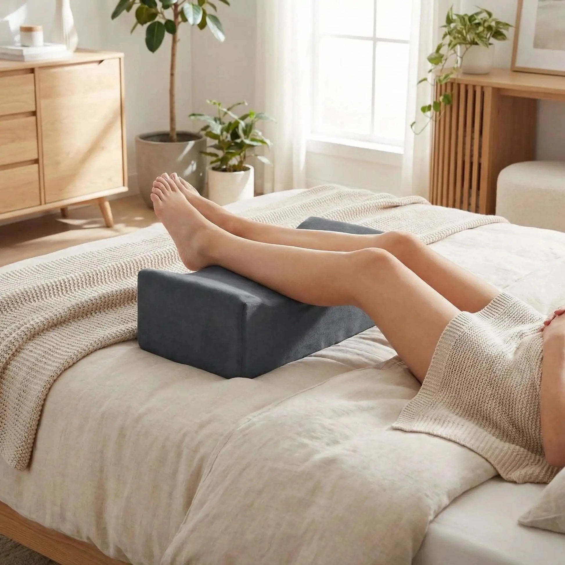 Femme oreiller ergonomique gris foncé | Soutien Jambes