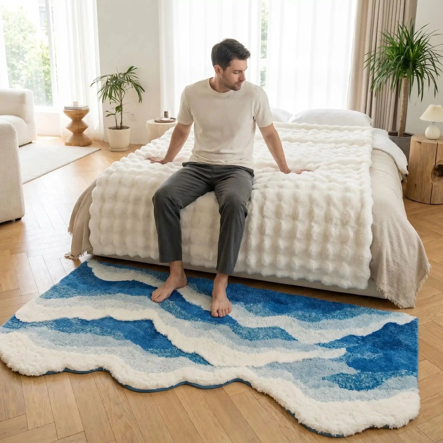 Homme sur lit pieds nus sur descente de lit douce antidérapante