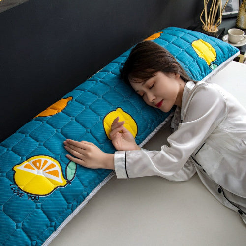 femme endormie sur traversin pour lit 180x200 citron émeraude