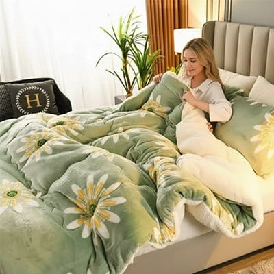 femme sous couverture premium cocooning verte