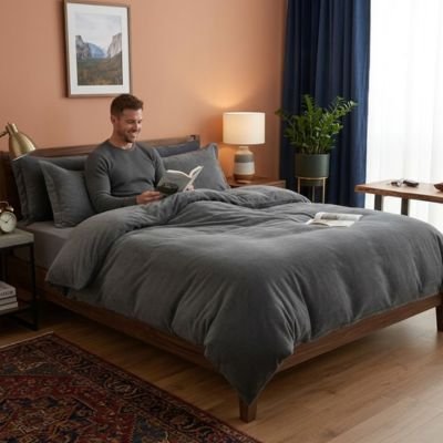 homme lecture sous housse de couette flanelle gris foncé