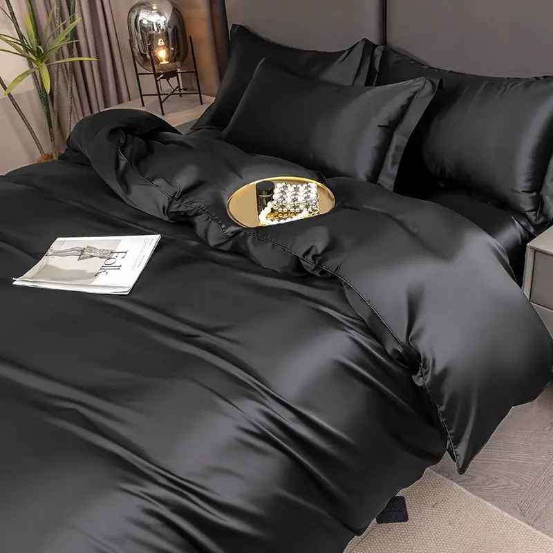 Parure de lit 220x240 noire satin luxe